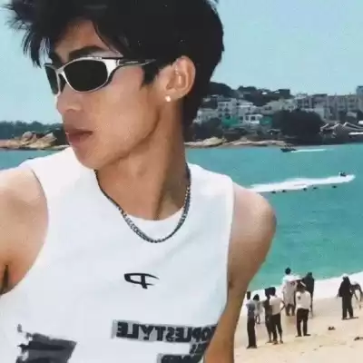 卢浅伽